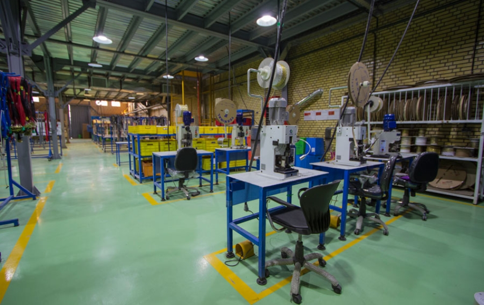 خط تولید - پرس های دستی